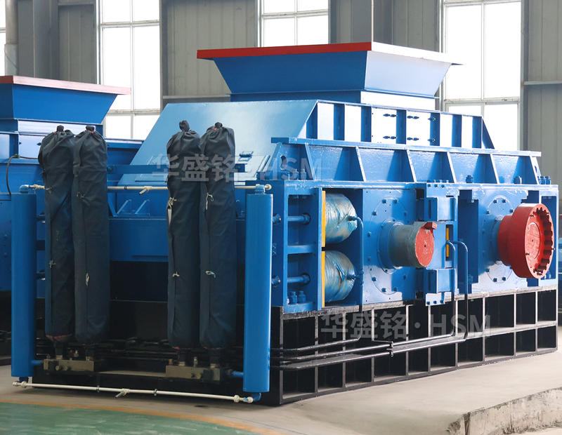 破碎石油焦用1510型液壓對(duì)輥破碎機(jī)多少錢？